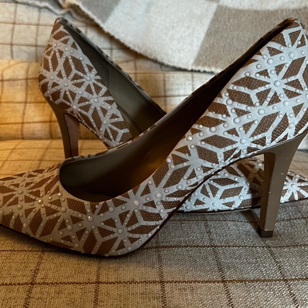 ANTONIO MELANI Brown and Cream Patterned Heels